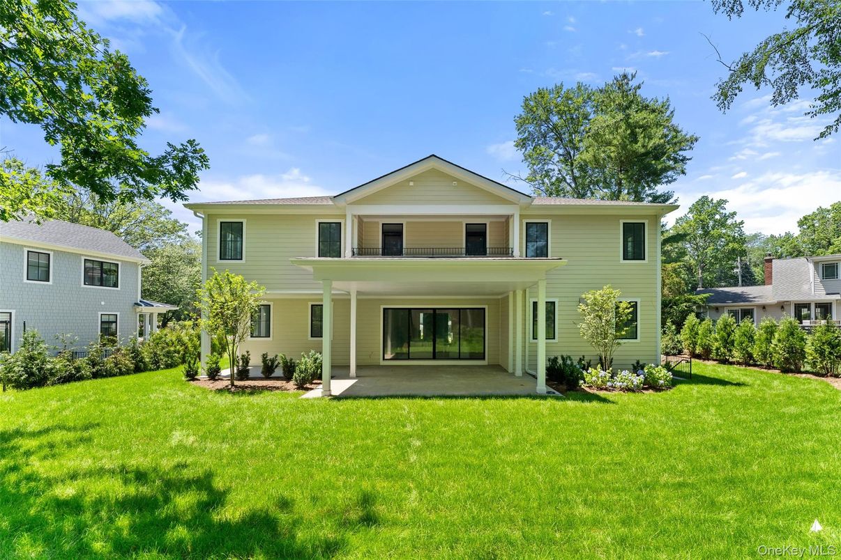 Backyard, Exterior, Facade, Farmhouse