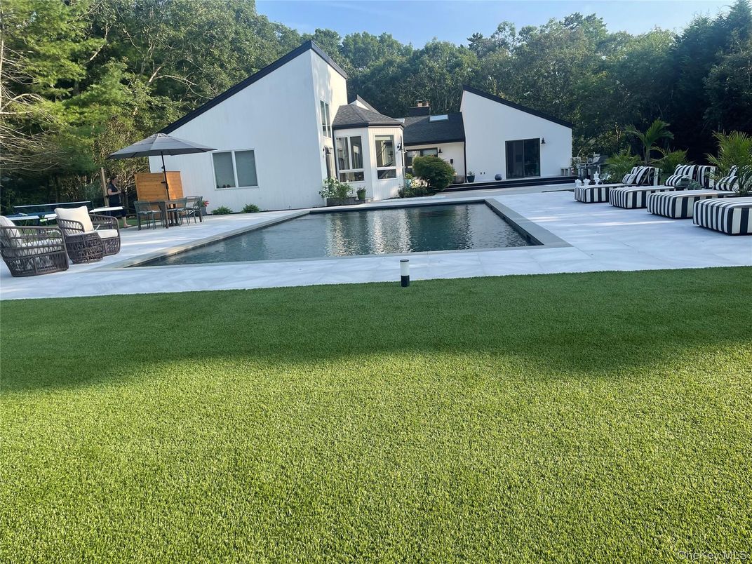 Backyard, Exterior, Pool