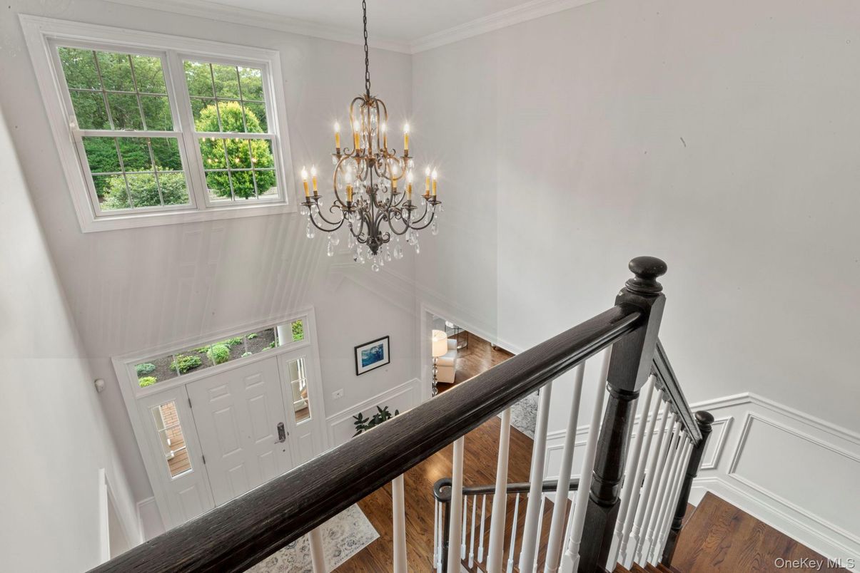 Chandelier, Interior, Wood Texture Flooring
