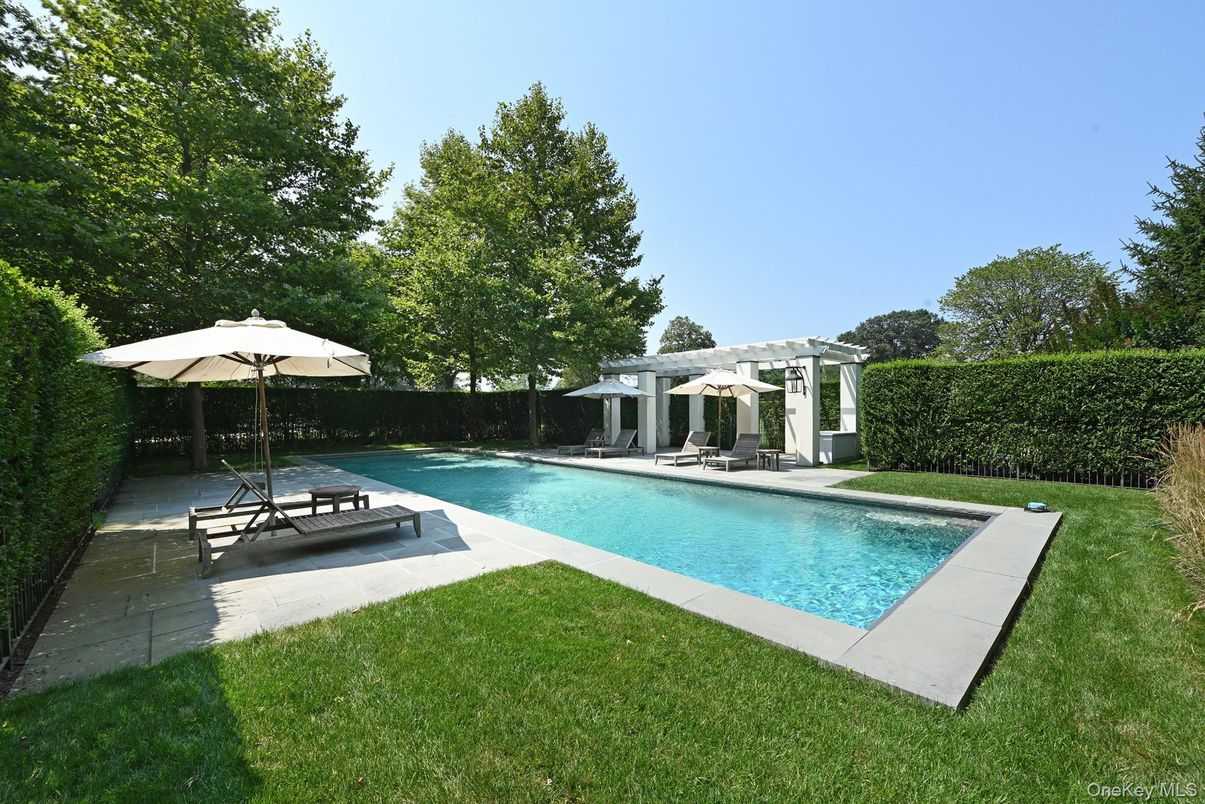 Backyard, Exterior, Pool