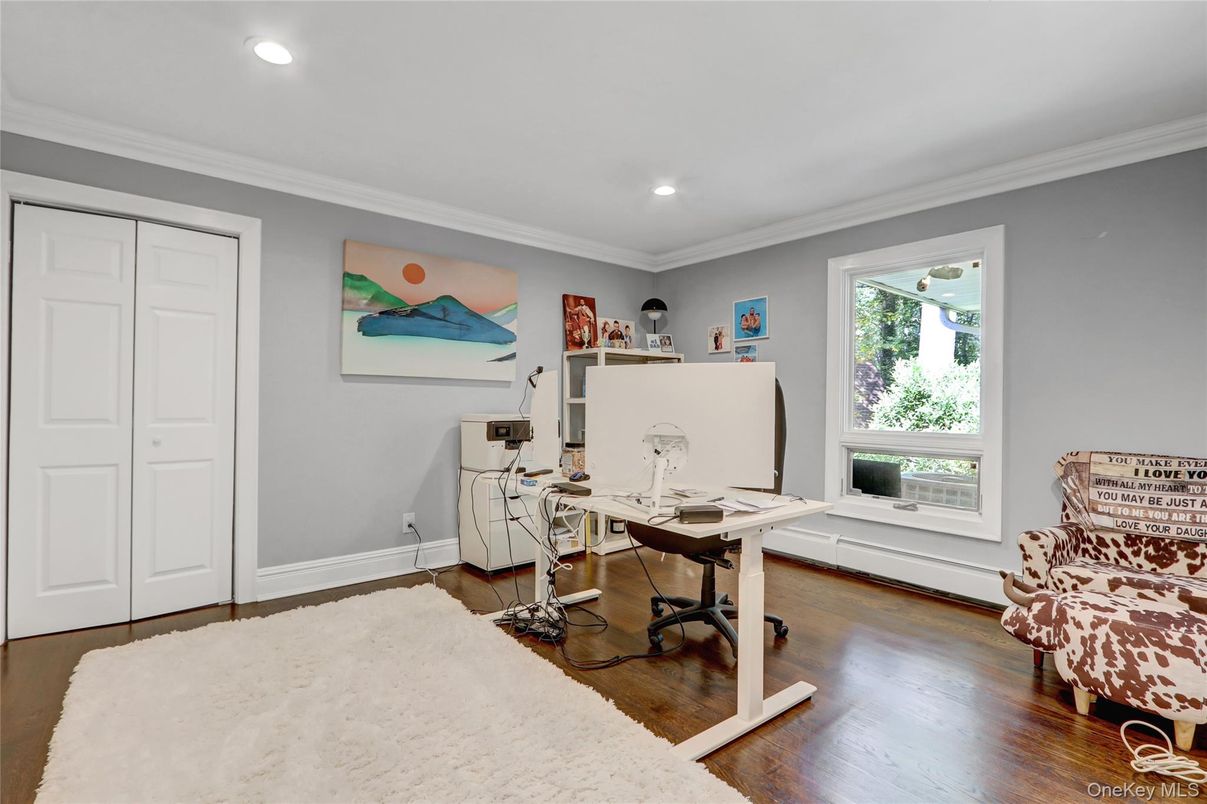 Home Office, Interior, Recessed Lighting, Wood Texture Flooring