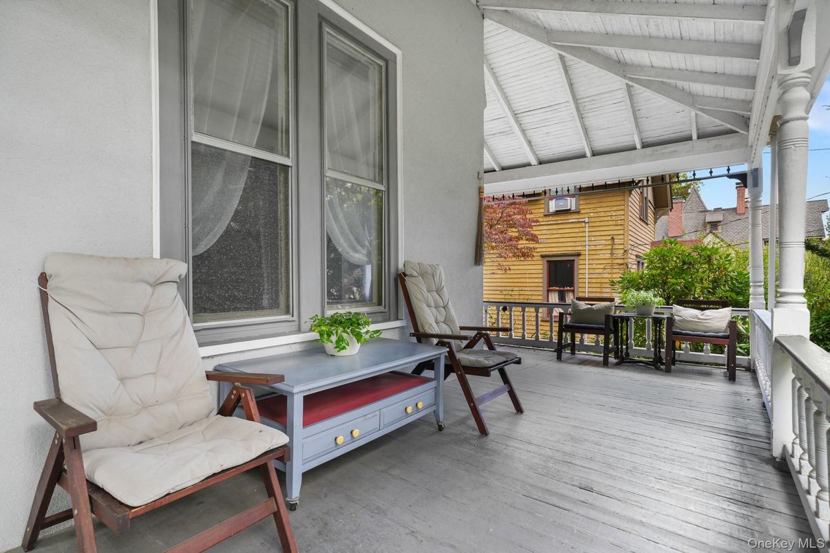 Exterior, Wood Texture Flooring