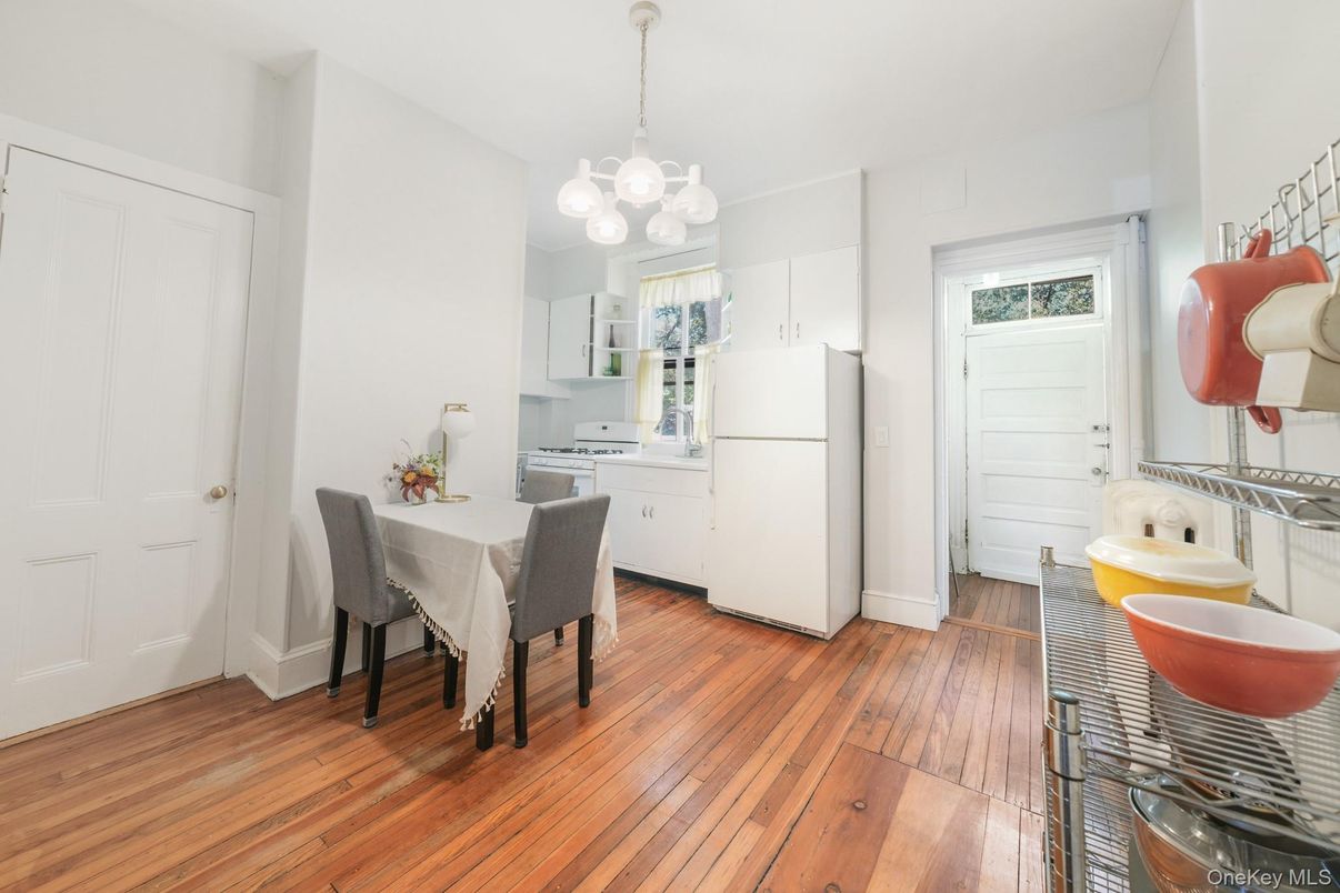 Chandelier, Dining room, Interior, Kitchen, Pendant Lights, Wood Texture Flooring