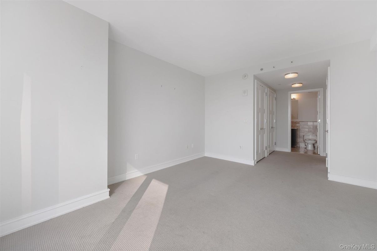 Bathroom, Empty room, Interior