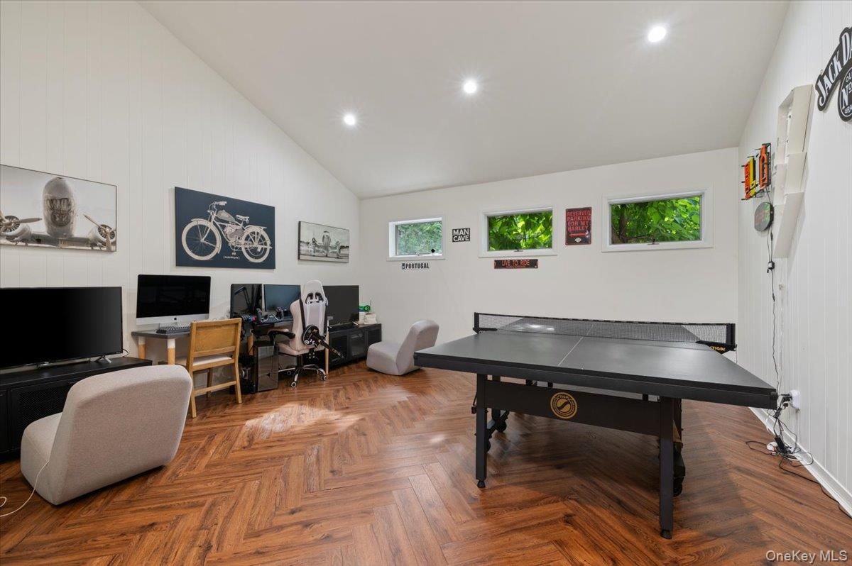 Game Room, Home Office, Interior, Recessed Lighting, Wood Texture Flooring