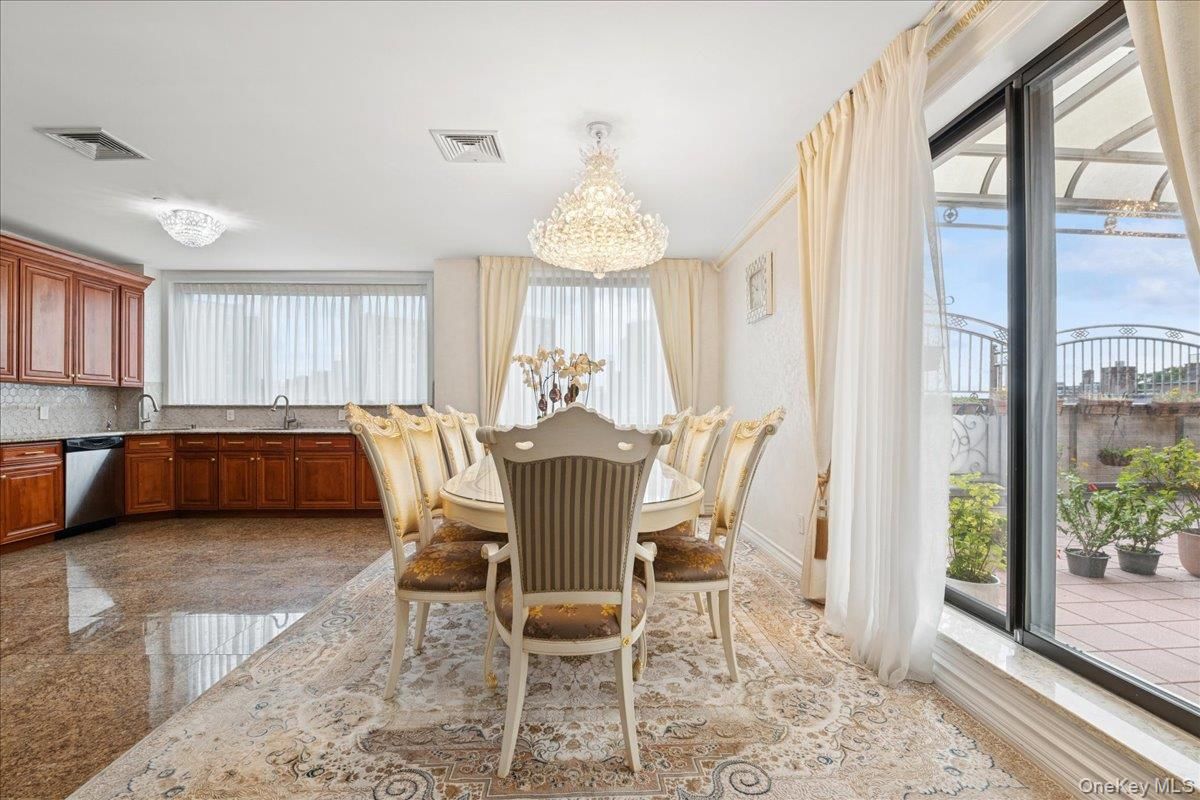Chandelier, Dining room, Interior, Kitchen