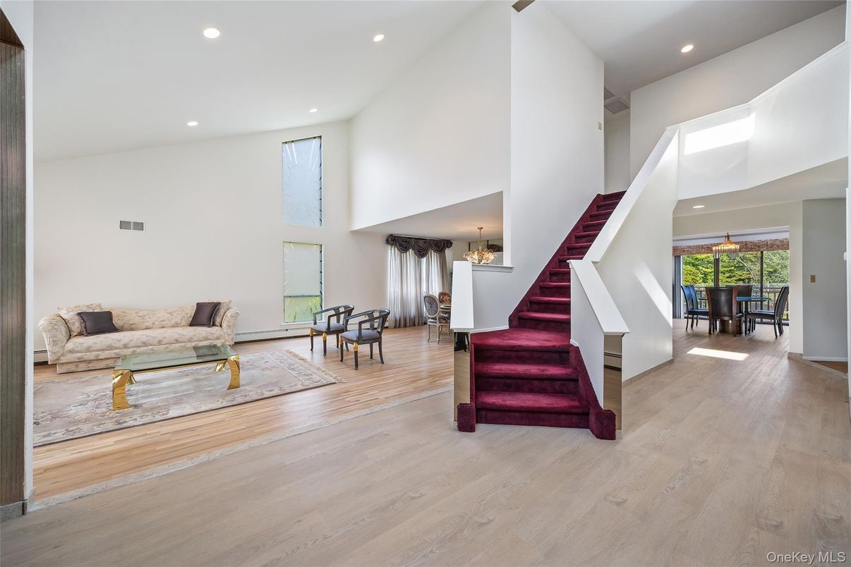 Dining room, Interior, Living room, Recessed Lighting, Wood Texture Flooring