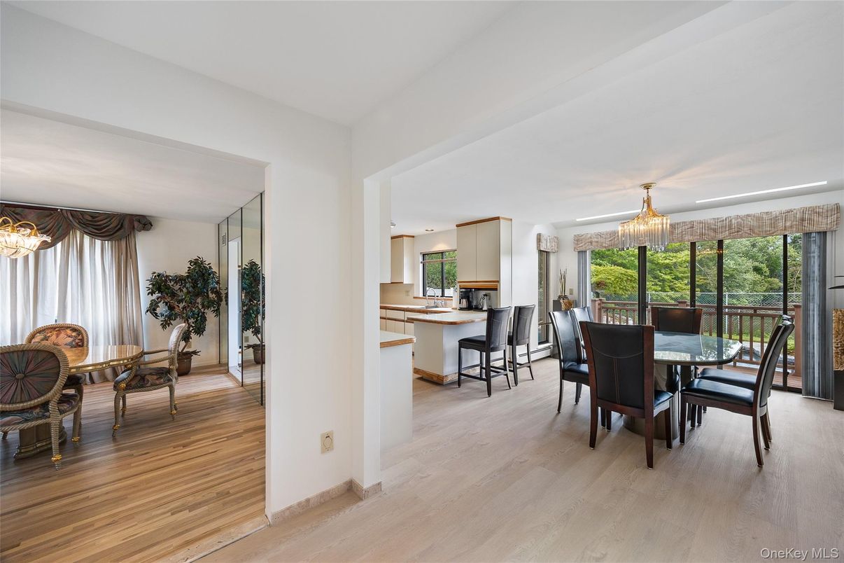 Chandelier, Dining room, Interior, Kitchen, Wood Texture Flooring