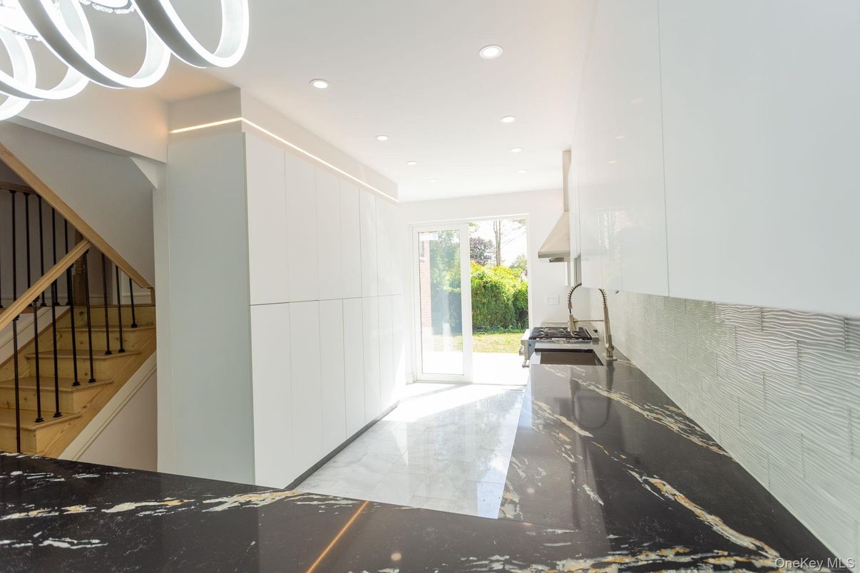 Interior, Marble, Recessed Lighting