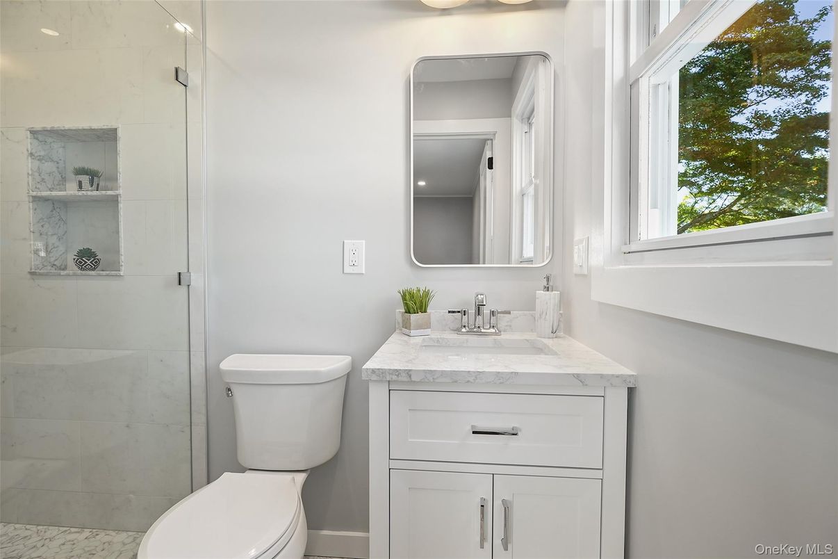 Bathroom, Interior, Marble Walls