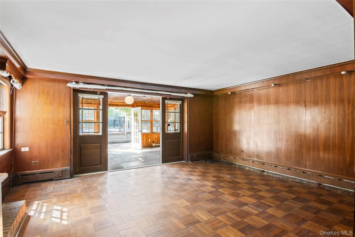 Empty room, Interior, Wood Texture Flooring, Wooden Walls