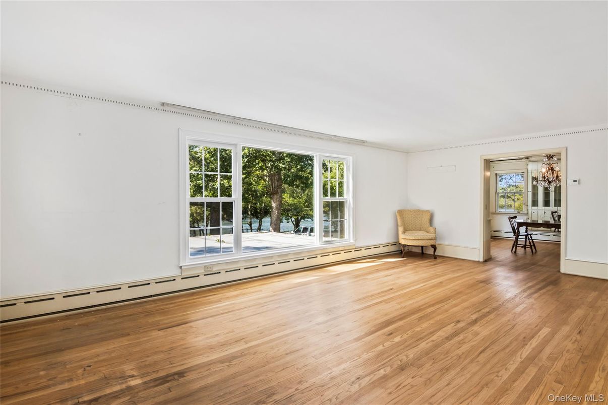 Chandelier, Empty room, Interior, Wood Texture Flooring