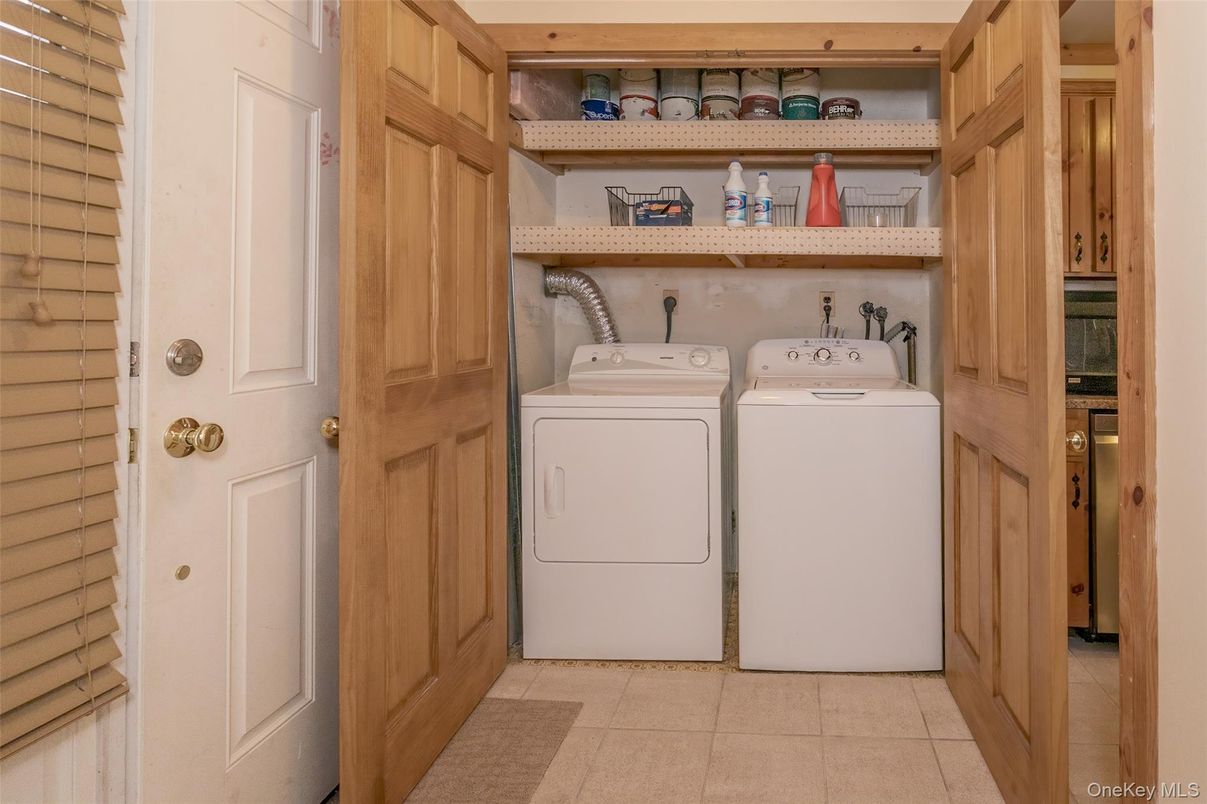 Interior, Utility Closets, Washer