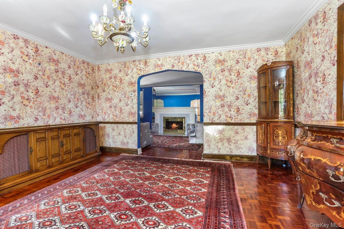 Chandelier, Fireplace, Interior, Wood Texture Flooring
