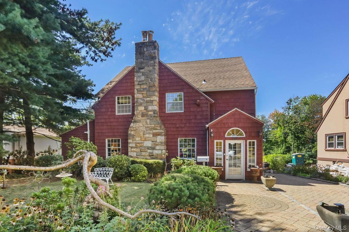 Backyard, Exterior, Facade, Tudor Revival