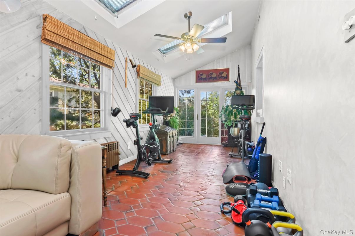 Fitness Equipment, Interior