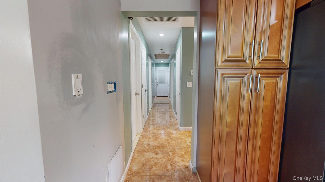 Interior, Recessed Lighting