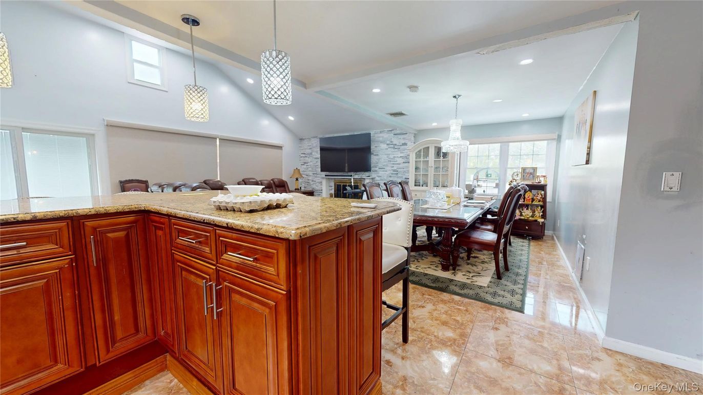 Chandelier, Dining room, Interior, Pendant Lights, Recessed Lighting