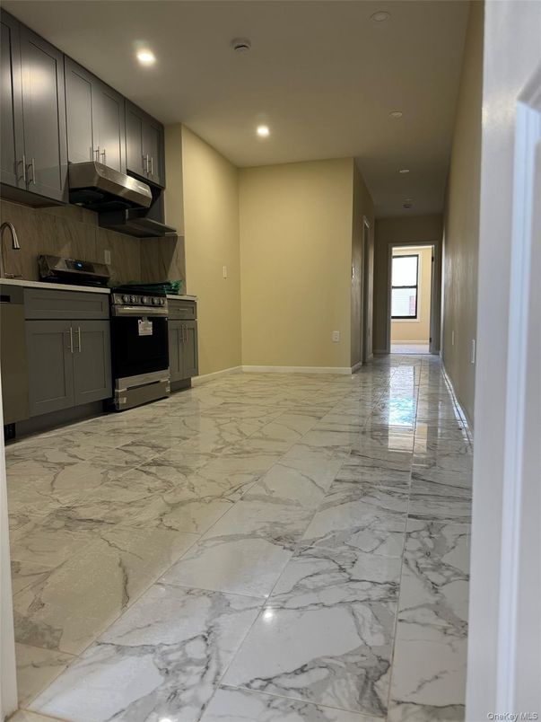 Interior, Kitchen, Marble, Recessed Lighting