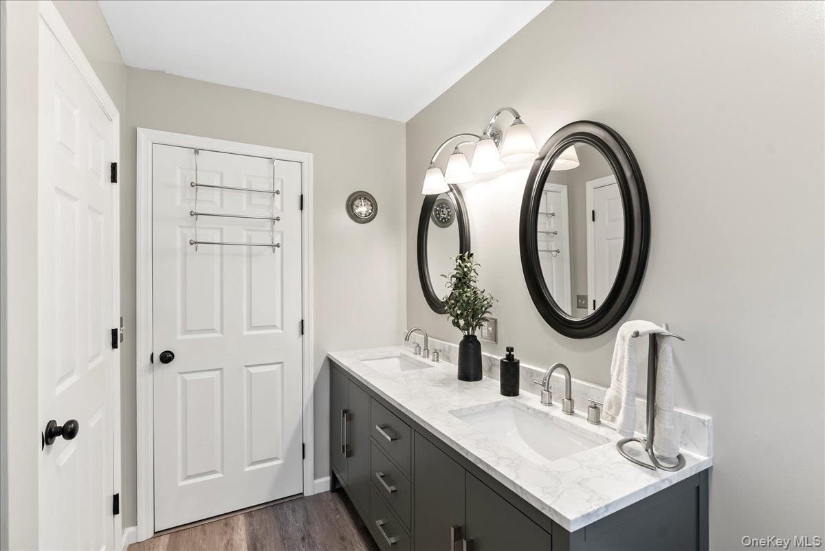Bathroom, Dual Sink Vanities, Interior, Wood Texture Flooring