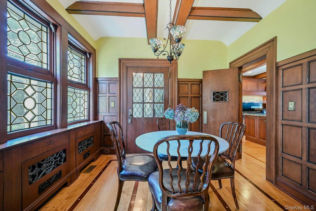 Chandelier, Dining room, Interior, Wooden Beams, Wood Texture Flooring