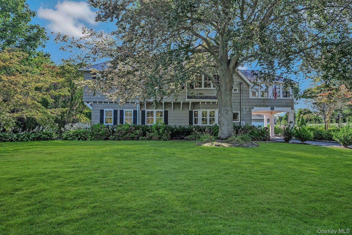 Attached, Backyard, Exterior, Facade, Georgian