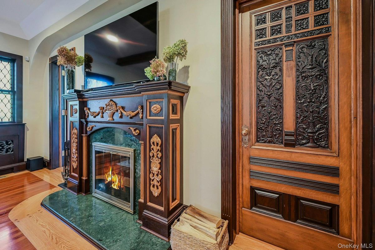 Fireplace, Interior, Recessed Lighting, Wood Texture Flooring