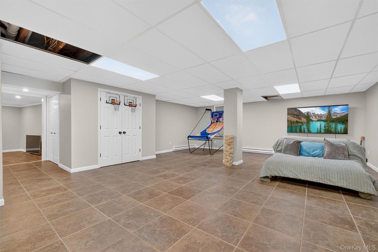 Interior, Recessed Lighting