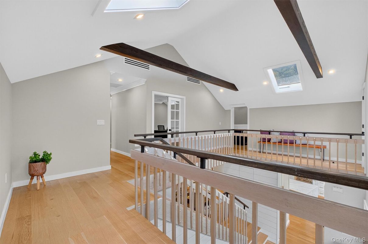 Interior, Recessed Lighting, Wooden Beams, Wood Texture Flooring