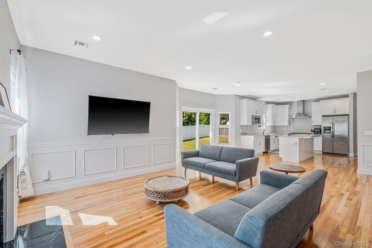 Interior, Kitchen, Living room, Recessed Lighting, Stainless Steel Appliances, Wood Texture Flooring