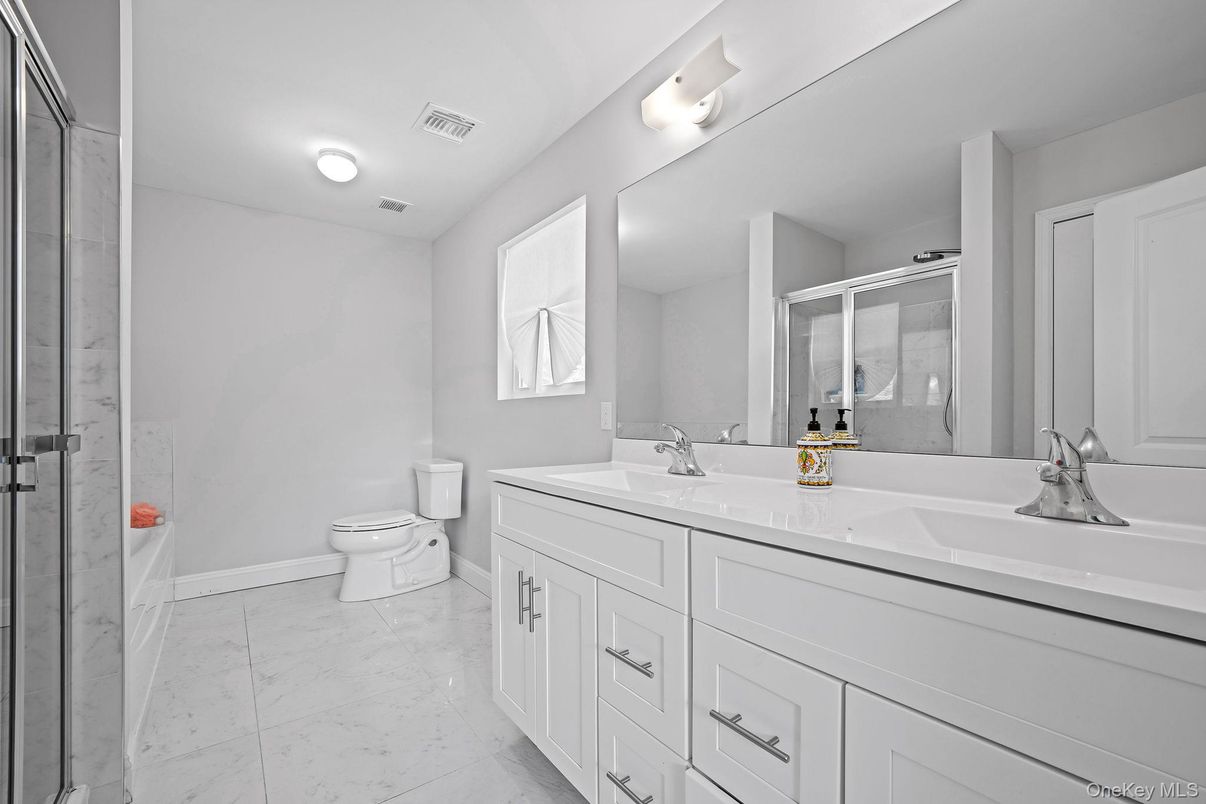 Bathroom, Dual Sink Vanities, Interior, Marble