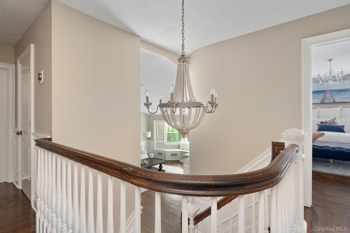 Chandelier, Interior, Water, Wood Texture Flooring