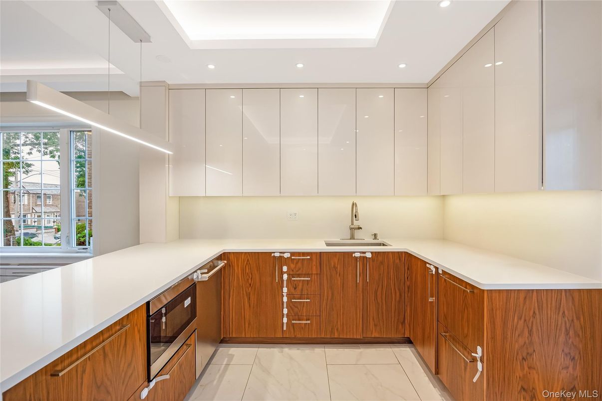 Interior, Kitchen, Marble, Recessed Lighting
