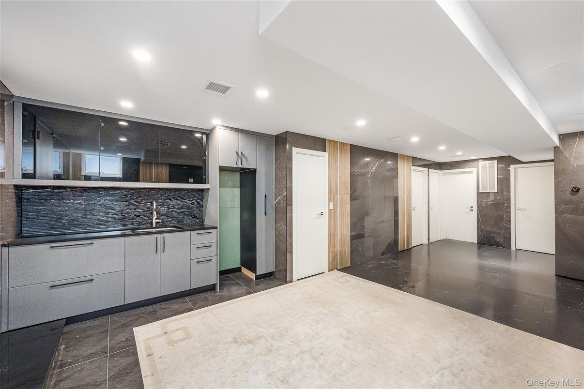 Interior, Recessed Lighting