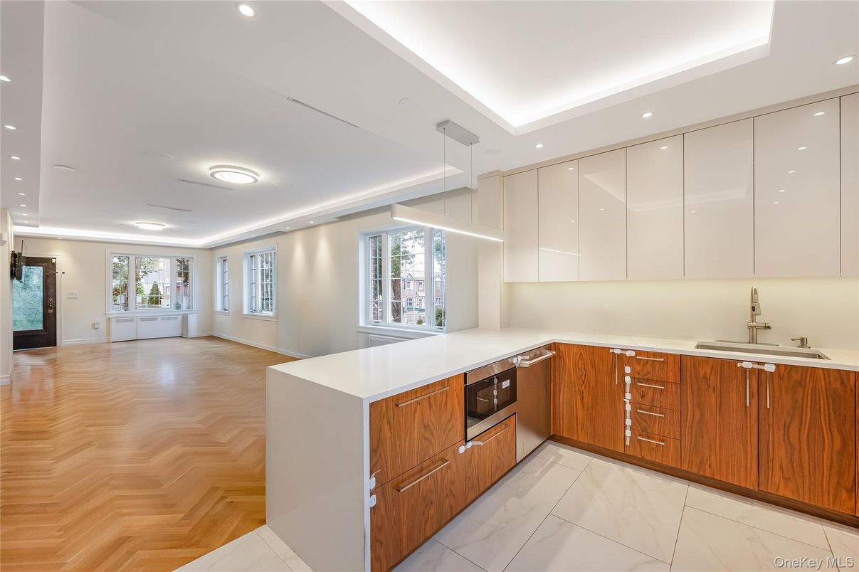 Interior, Kitchen, Marble, Recessed Lighting, Stainless Steel Appliances, Wood Texture Flooring