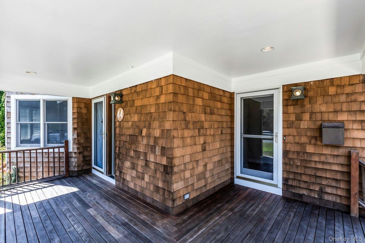 Exterior, Recessed Lighting