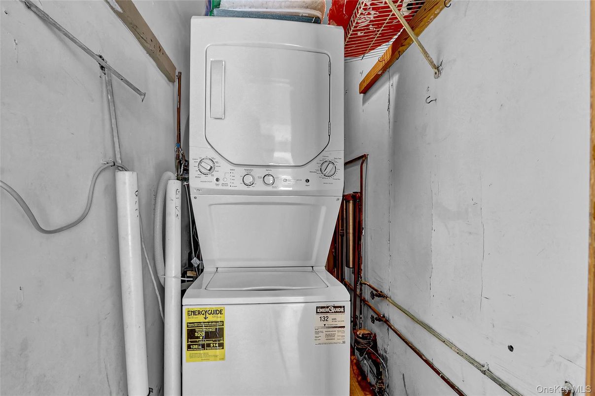 Interior, Utility Closets, Washer