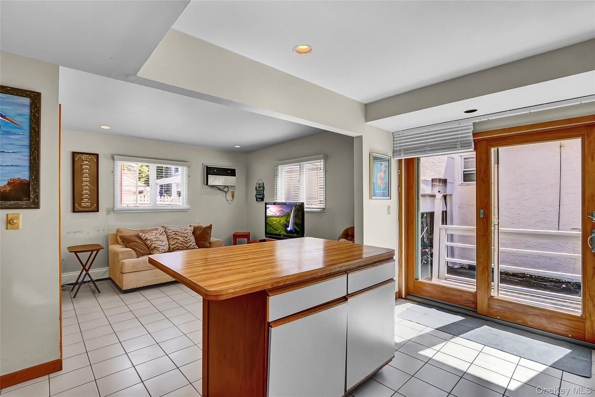 Interior, Kitchen, Living room, Recessed Lighting