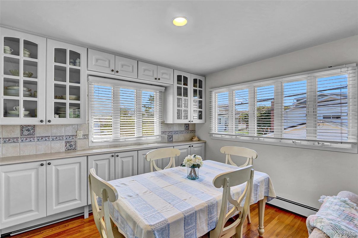 Dining room, Interior, Recessed Lighting, Wood Texture Flooring