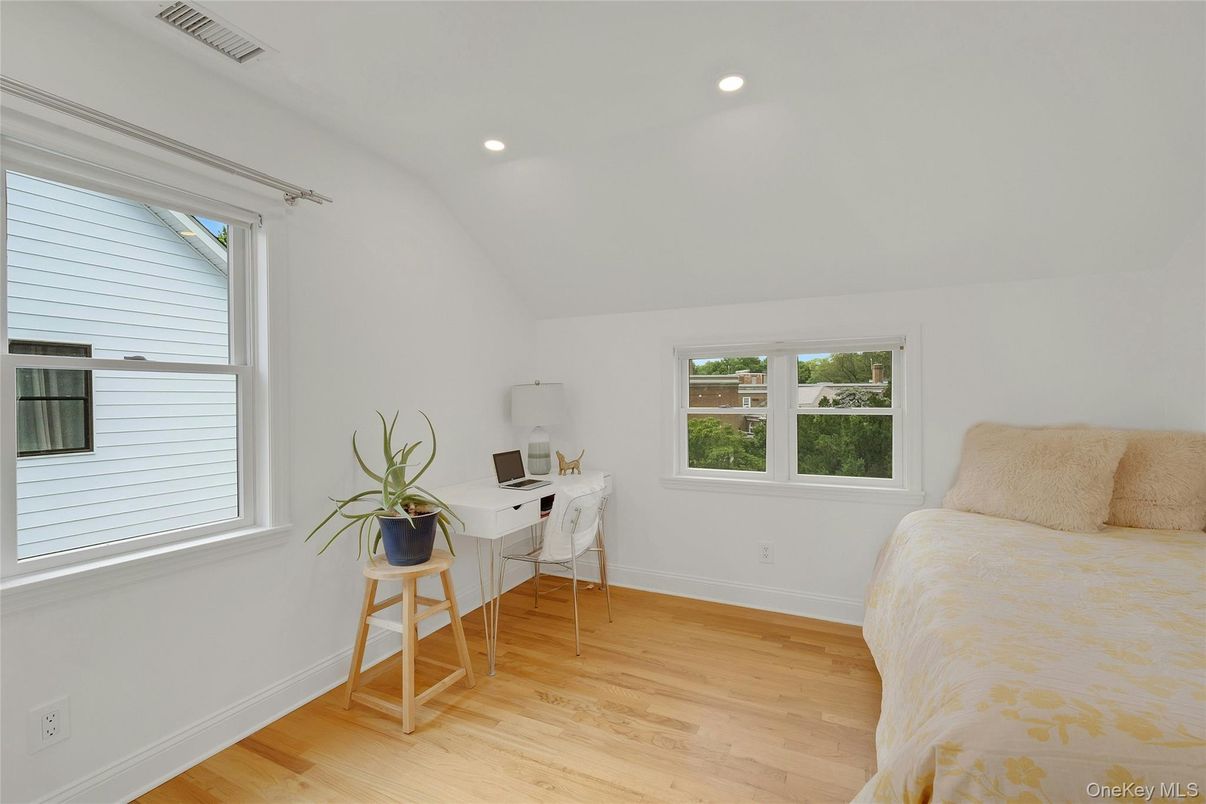 Bedroom, Home Office, Interior, Recessed Lighting, Wood Texture Flooring