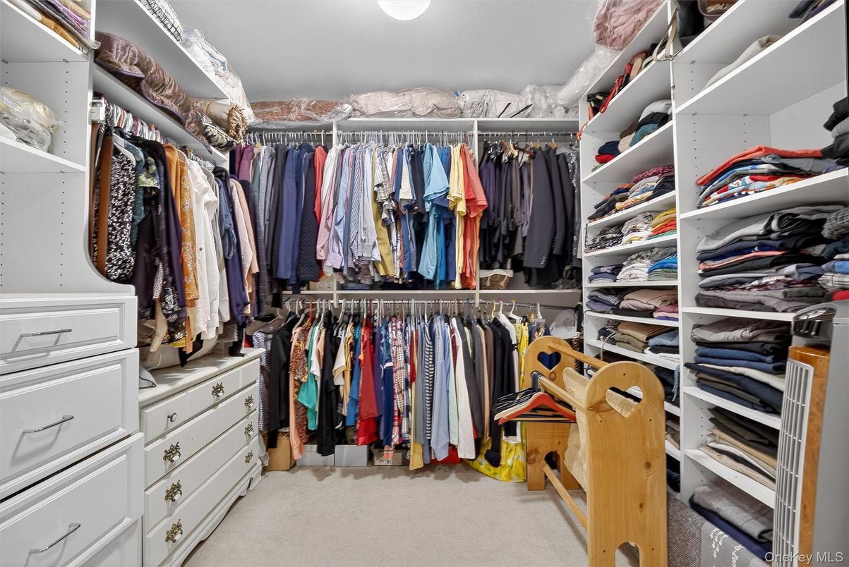 Interior, Walk-in Closets