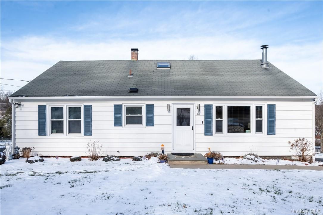 Exterior, Facade, Cape Cod