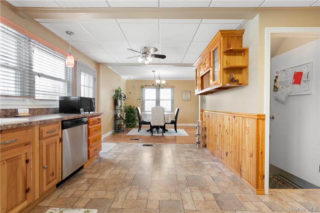 Chandelier, Dining room, Interior, Kitchen, Pendant Lights