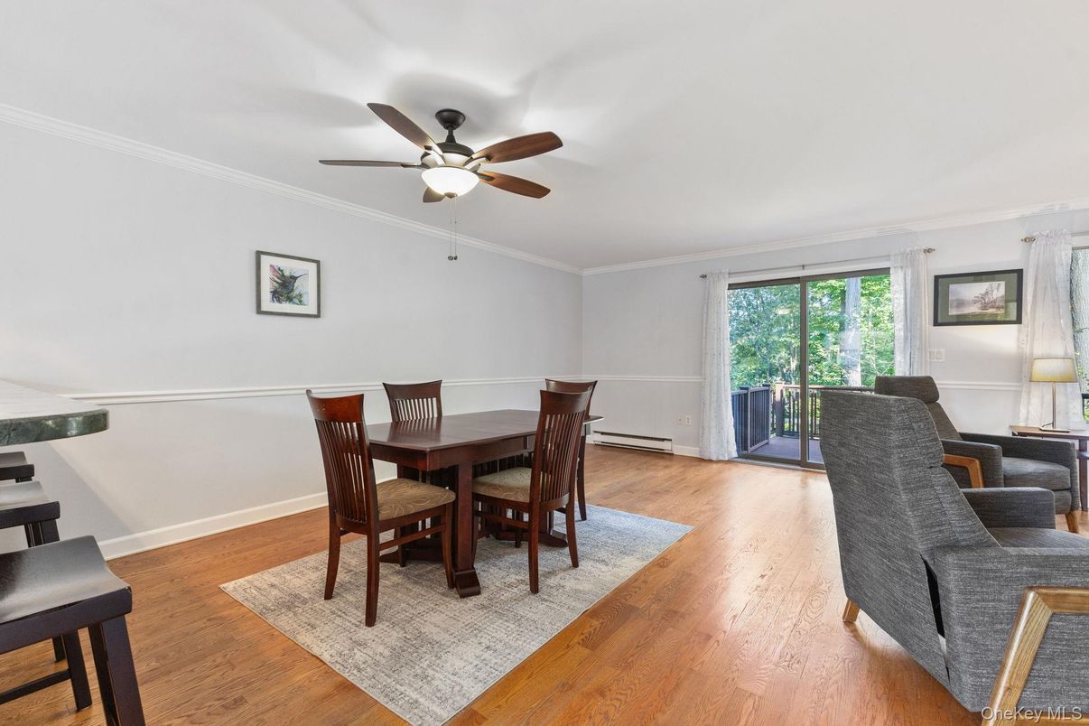 Dining room, Interior, Wood Texture Flooring