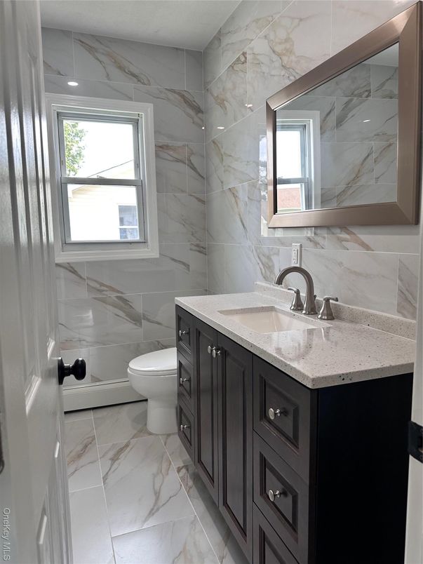 Bathroom, Interior, Marble, Marble Walls