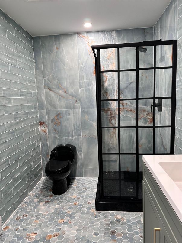Bathroom, Interior, Recessed Lighting
