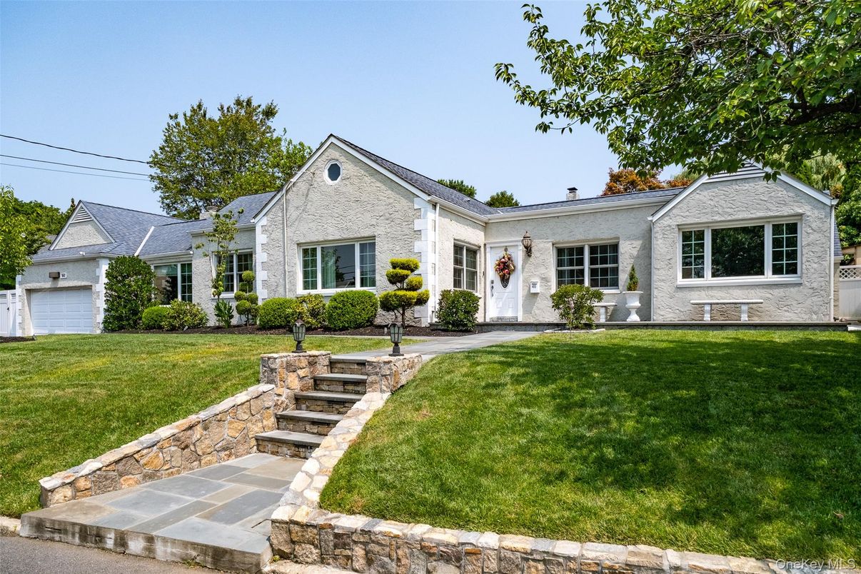 Attached, Backyard, Exterior, Facade, Ranch