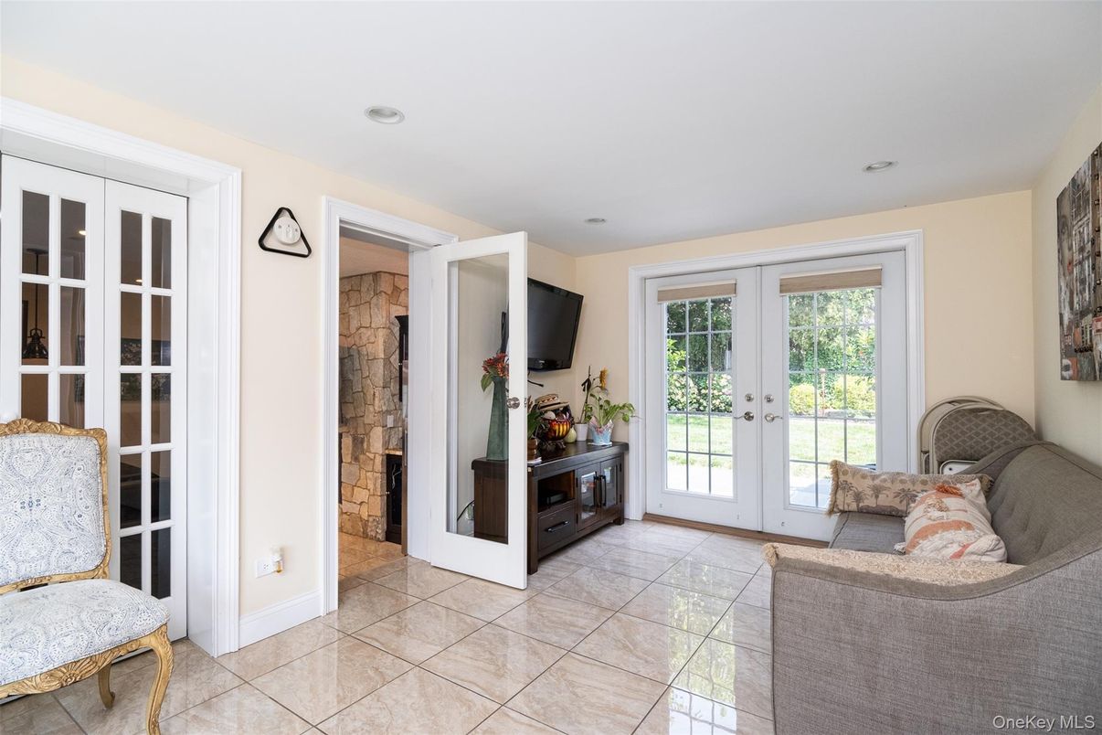 Interior, Recessed Lighting
