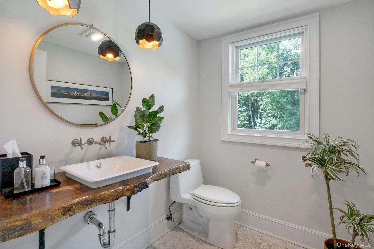 Bathroom, Interior, Pendant Lights