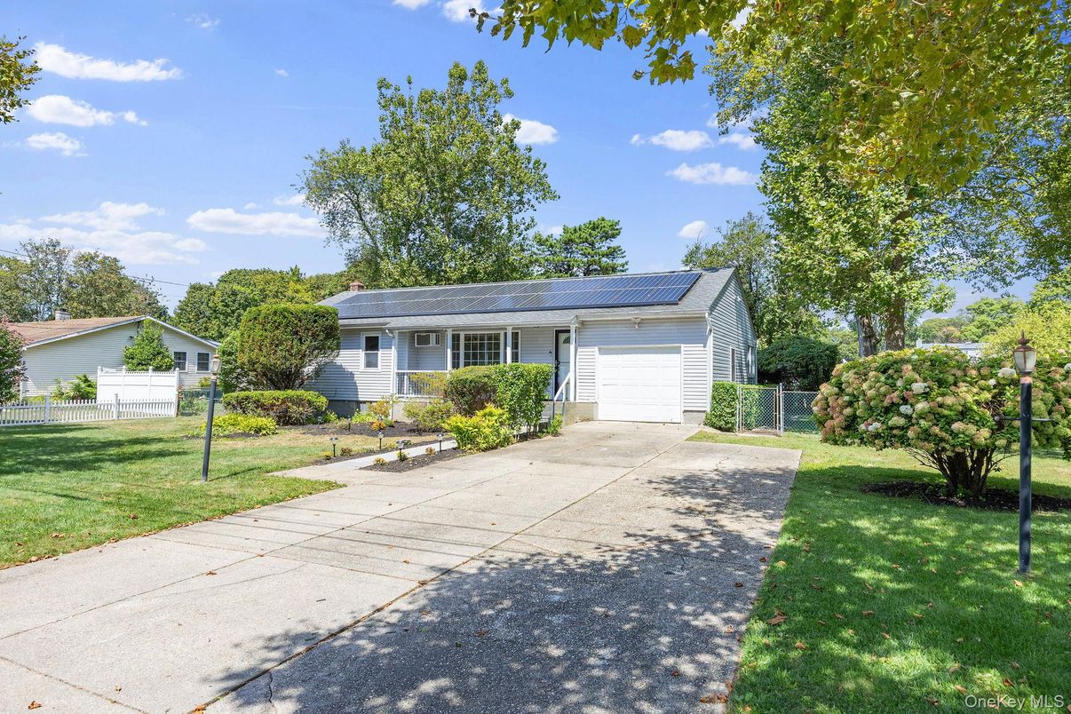 Attached, Backyard, Exterior, Facade, Cape Cod